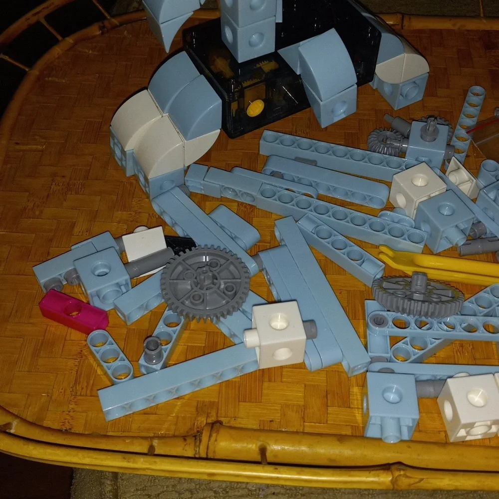 Kids First Robot Safari Building Blocks with Story & Instructions